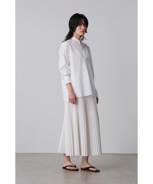 YLEVE(イレーヴ)の「YLEVE / BOURRIENNE T/C TWILL SKIRT(スカート・レディース・ホワイト/ネイビー・1/0/2)」の3枚目の写真