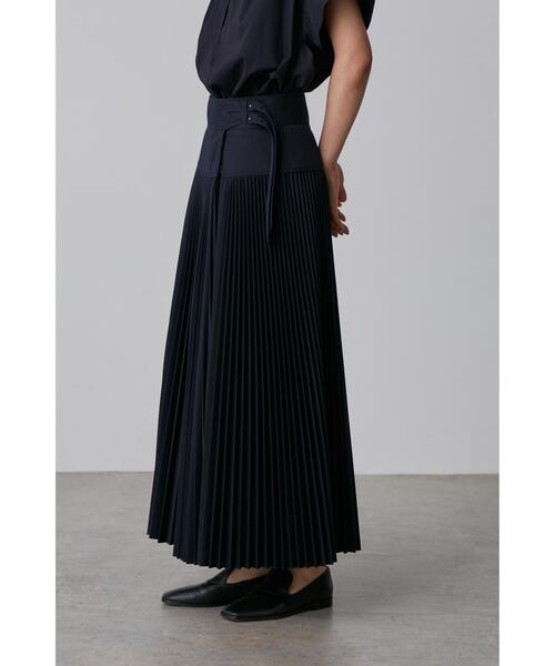 YLEVE(イレーヴ)の「YLEVE / BOURRIENNE T/C TWILL SKIRT(スカート・レディース・ホワイト/ネイビー・1/0/2)」の8枚目の写真