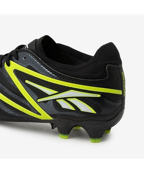 Reebok(リーボック)の「サイドワインダー 26 プロ FG / SIDEWINDER 26 PRO FG(スニーカー・メンズ・ブラック・28.0cm/29.0cm/28.5cm/31cm/30.0cm/27.5cm/27.0cm/26.5cm/26.0cm/25.5cm/25.0cm/24.0cm/24.5cm/23.5cm/23.0cm)」の3枚目の写真