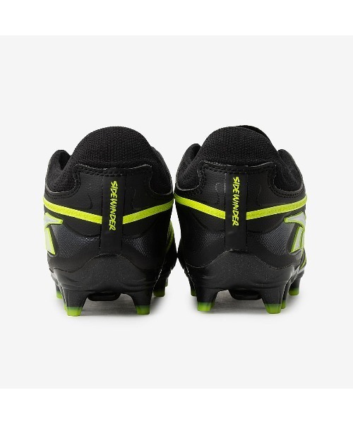 Reebok(リーボック)の「サイドワインダー 26 プロ FG / SIDEWINDER 26 PRO FG(スニーカー・メンズ・ブラック・28.0cm/29.0cm/28.5cm/31cm/30.0cm/27.5cm/27.0cm/26.5cm/26.0cm/25.5cm/25.0cm/24.0cm/24.5cm/23.5cm/23.0cm)」の4枚目の写真