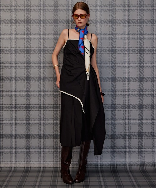 MAISON SPECIAL(メゾンスペシャル)の「Draped Chino Bustier/ドレープドチノビスチェ(その他トップス・レディース・ブラック/ベージュ・FREE)」の4枚目の写真