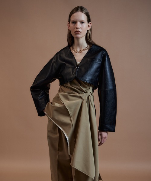 MAISON SPECIAL(メゾンスペシャル)の「Draped Chino Bustier/ドレープドチノビスチェ(その他トップス・レディース・ブラック/ベージュ・FREE)」の12枚目の写真