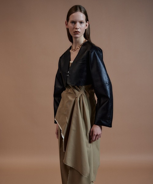MAISON SPECIAL(メゾンスペシャル)の「Draped Chino Bustier/ドレープドチノビスチェ(その他トップス・レディース・ブラック/ベージュ・FREE)」の13枚目の写真