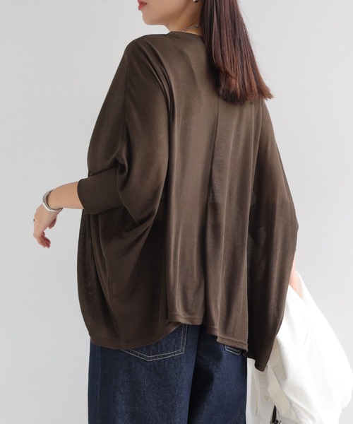 andme(アンドミー)の「ロゴプリント長袖シアーポンチョトップス(Tシャツ/カットソー・レディース・ブラック/ブラウン/キナリ・M)」の17枚目の写真