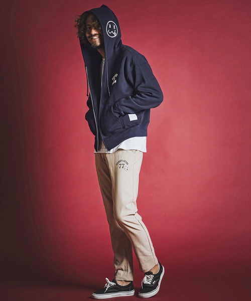 seventy seven(セブンティセブン)の「mpa4177- brushed lining zip-up BOX hoodie (funny arch) ジップアップフーディー(7726W090)(パーカー・メンズ・ホワイト/ブラック/ネイビー・S/M/L/XL)」の15枚目の写真