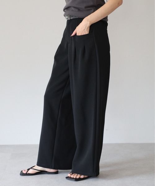 amini(アミニ)の「ツイルオープンポケットタックワイドパンツ(その他パンツ・レディース・チャコールグレー/モカ/ブラック・MEDIUM)」の21枚目の写真