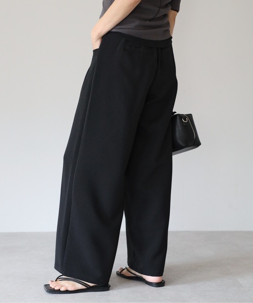 amini(アミニ)の「ツイルオープンポケットタックワイドパンツ(その他パンツ・レディース・チャコールグレー/モカ/ブラック・MEDIUM)」の20枚目の写真