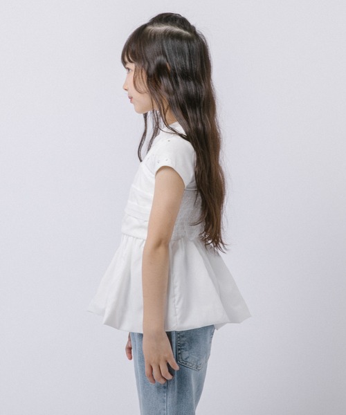 URBAN CHERRY（アーバンチェリー）の「ギャザーキャミビスチェ（キャミソール・キッズ・ホワイト・110cm/120cm/130cm/140cm/150cm）」の2枚目の写真
