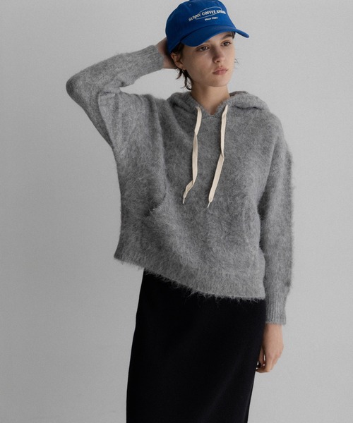 URBAN RESEARCH Sonny Label(アーバンリサーチサニーレーベル)の「フーディシャギーニットプルオーバー(ニット/セーター・レディース・ブラウン/ネイビー/グレー・FREE)」の4枚目の写真