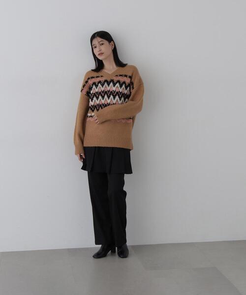 N.(N. Natural Beauty Basic)(エヌエヌナチュラルビューティーベーシック)の「ジオメトリックVネックニット(ニット/セーター・レディース・グレー系その他/ベージュ系その他・FREE)」の20枚目の写真