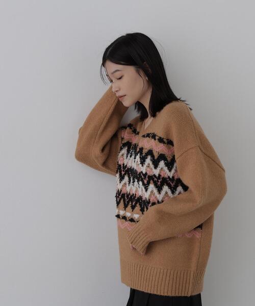 N.(N. Natural Beauty Basic)(エヌエヌナチュラルビューティーベーシック)の「ジオメトリックVネックニット(ニット/セーター・レディース・グレー系その他/ベージュ系その他・FREE)」の21枚目の写真