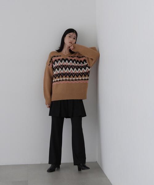 N.(N. Natural Beauty Basic)(エヌエヌナチュラルビューティーベーシック)の「ジオメトリックVネックニット(ニット/セーター・レディース・グレー系その他/ベージュ系その他・FREE)」の22枚目の写真