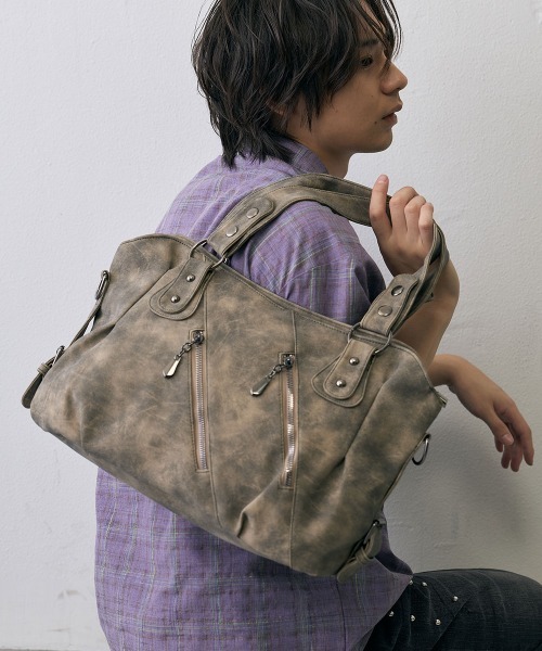 Shoowtime(ショウタイム)の「Vintage Multi Zip 2Way Shoulder Bag / ヴィンテージ マルチジップ 2WAY ショルダーバッグ(ショルダーバッグ・メンズ・グレー系/ブラック系・FREE)」の2枚目の写真