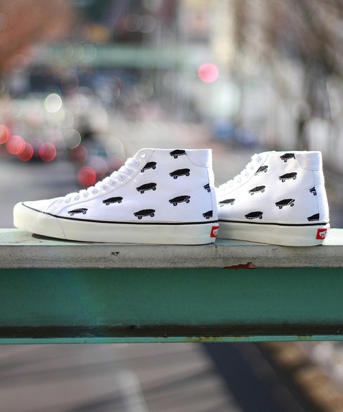 VANS(バンズ)の「【Begin掲載】【国内EX】VANS / バンズ COURT MID ICON LIMITED#(スニーカー・メンズ・ホワイト・11/8/10/9/8h/9h)」の9枚目の写真