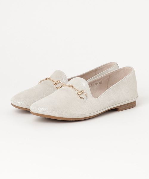 cava cava（サヴァサヴァ）の「〈cavacava (サヴァサヴァ) 〉　ビット付フラットシューズ（ローファー・レディース・ブラック/オリーブ/アイボリー/グレイッシュベージュ/レッド/ブラックミックス/ラベンダー/プラチナム・23.0cm/23.5cm/24.0cm/24.5cm/22.5cm/25.0cm）」の8枚目の写真