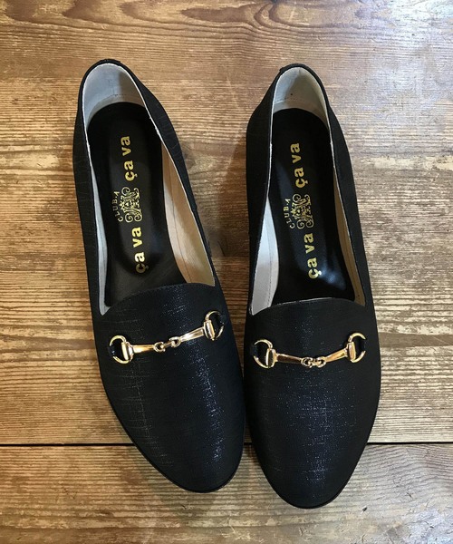 cava cava（サヴァサヴァ）の「〈cavacava (サヴァサヴァ) 〉　ビット付フラットシューズ（ローファー・レディース・ブラック/オリーブ/アイボリー/グレイッシュベージュ/レッド/ブラックミックス/ラベンダー/プラチナム・23.0cm/23.5cm/24.0cm/24.5cm/22.5cm/25.0cm）」の16枚目の写真