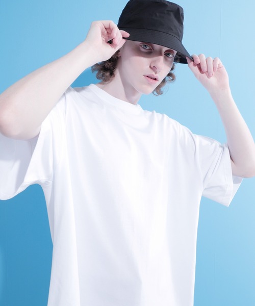 EMMA CLOTHES(エマクローズ)の「スーパービッグシルエットカットソー 1/2 sleeveカットソー(Tシャツ/カットソー・メンズ・ホワイト/ブラック/カーキ/サンドベージュ/ライトパープル/イエロー/ネイビー/チャコール/ブラウン/ダークブラウン/グリーン系その他/グレー系その他・FREE)」の3枚目の写真