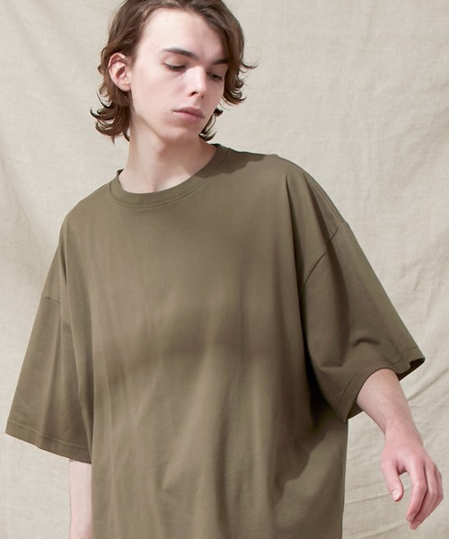 EMMA CLOTHES(エマクローズ)の「スーパービッグシルエットカットソー 1/2 sleeveカットソー(Tシャツ/カットソー・メンズ・ホワイト/ブラック/カーキ/サンドベージュ/ライトパープル/イエロー/ネイビー/チャコール/ブラウン/ダークブラウン/グリーン系その他/グレー系その他・FREE)」の9枚目の写真