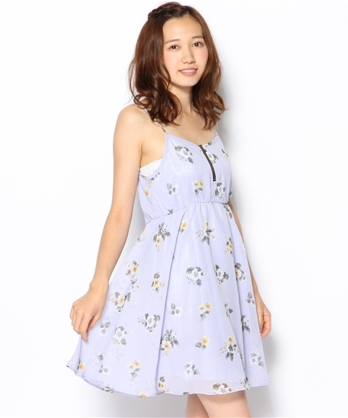 one after another NICE CLAUP（ワンアフターアナザーナイスクラップ）の「【ナイスクラップ】ジップ花柄付ワンピース（ワンピース・レディース・オフホワイト/パープル/ブラック・FREE）」の3枚目の写真