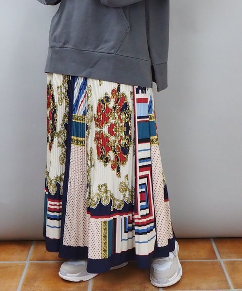 tiptop（ティップトップ）の「アソート消しプリーツロングスカート（スカート・レディース・ブラック/A/B/C/D/E/アイボリー/ダークグレー/G・FREE）」の8枚目の写真