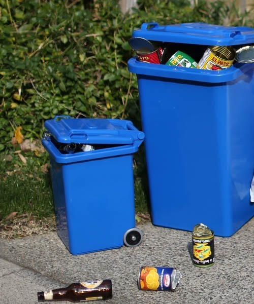 PLASTIC TRASH CAN 18L/プラスチック ゴミ箱（ダストボックス