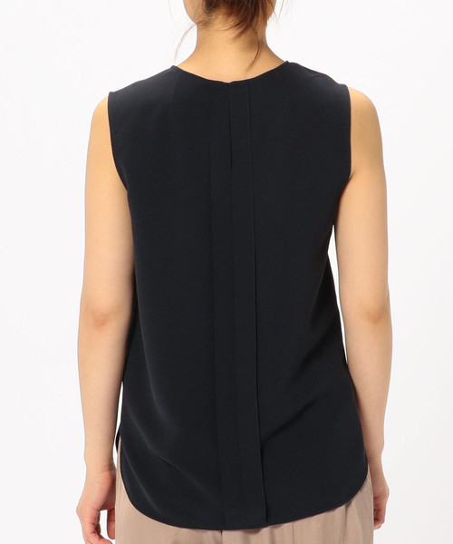 Liesse（リエス）の「ノースリーブブラウス（シャツ/ブラウス・レディース・オフホワイト/ブラック/ネイビー・FREE）」の9枚目の写真