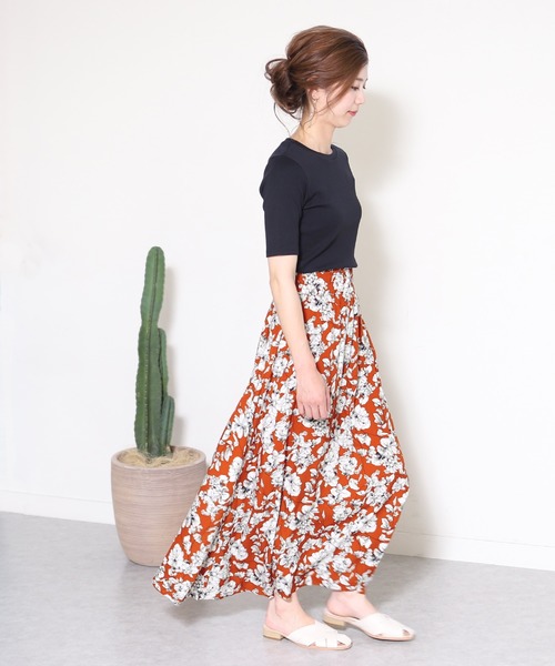 reca（レカ）の「花柄フレアロングスカート（スカート・レディース・ブラック/ネイビー/オレンジ系その他・FREE）」の13枚目の写真