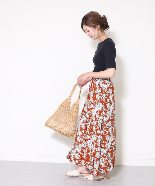 reca（レカ）の「花柄フレアロングスカート（スカート・レディース・ブラック/ネイビー/オレンジ系その他・FREE）」の8枚目の写真