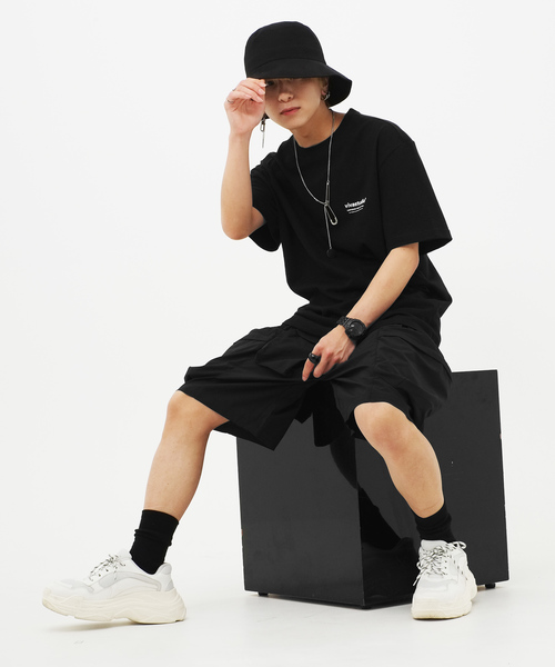 VIVASTUDIO(ビバスタジオ)の「ロケーションロゴTEE(Tシャツ/カットソー・メンズ・ホワイト/ブラック/インディゴブルー・M)」の2枚目の写真