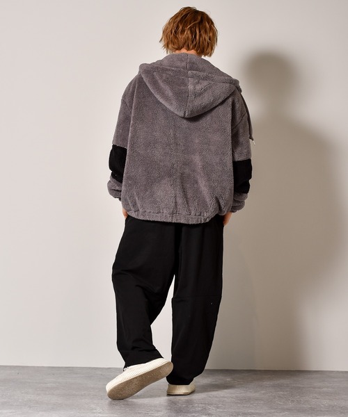 Starting Over(スターティングオーバー)の「スーパービッグシルエット もこもこボアフードブルゾン(ブルゾン・メンズ・オフホワイト/ブラック/ベージュ/チャコール・M/L/XL)」の11枚目の写真