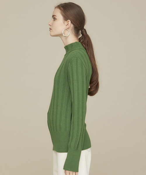 STUDIOUS（ステュディオス）の「【STUDIOUS】マルチリブボトルネックニットトップス（ニット/セーター・レディース・ブラック/ベージュ/グリーン・FREE）」の6枚目の写真