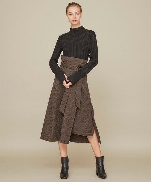 STUDIOUS（ステュディオス）の「【STUDIOUS】マルチリブボトルネックニットトップス（ニット/セーター・レディース・ブラック/ベージュ/グリーン・FREE）」の19枚目の写真