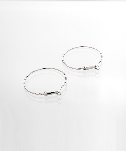 vovo(ヴォーヴォー)の「ピアス フープ リング ストーン風 樹脂 カジュアル デザイン(ピアス(両耳用)・レディース・A/B/C/D/E/F/G/H/I/J/K/L/M/N/O/P/Q/R・FREE)」の3枚目の写真