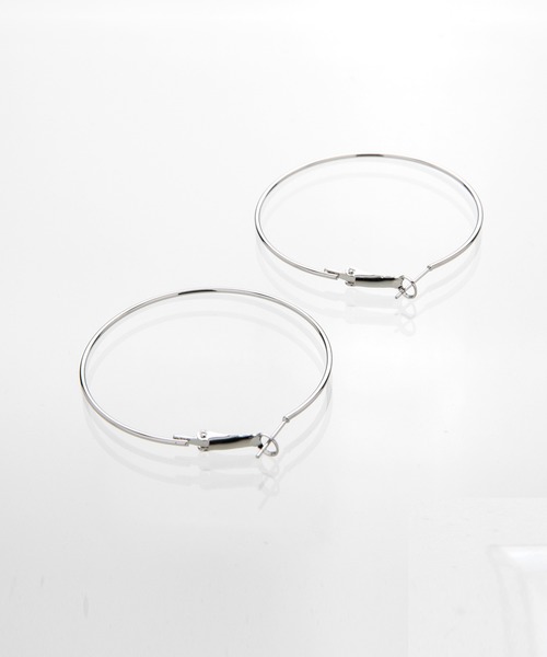 vovo(ヴォーヴォー)の「ピアス フープ リング ストーン風 樹脂 カジュアル デザイン(ピアス(両耳用)・レディース・A/B/C/D/E/F/G/H/I/J/K/L/M/N/O/P/Q/R・FREE)」の4枚目の写真