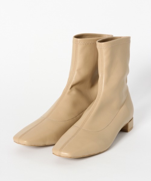 LOWRYS FARM（ローリーズファーム）の「ストレッチローヒールブーツ　864274（ブーツ・レディース・アイボリー/ブラック/ベージュ・MEDIUM/LARGE）」の11枚目の写真