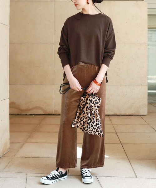 andme(アンドミー)の「ベロアコーデュロイワイドパンツ(その他パンツ・レディース・ブラック/ベージュ/パープル/ブラウン・M)」の5枚目の写真