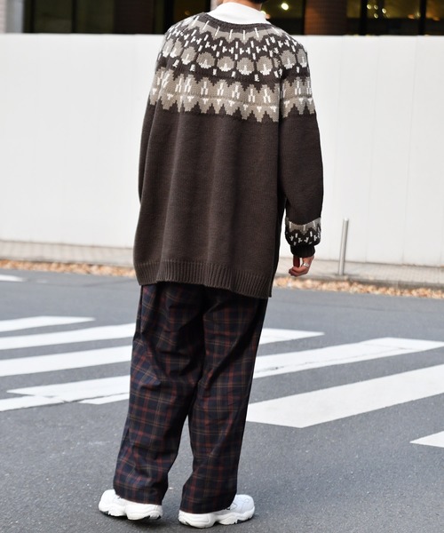 kutir(クティール)の「ノルディック柄ニット(ニット/セーター・メンズ・ブラック/ダークブラウン・MEDIUM/LARGE)」の11枚目の写真
