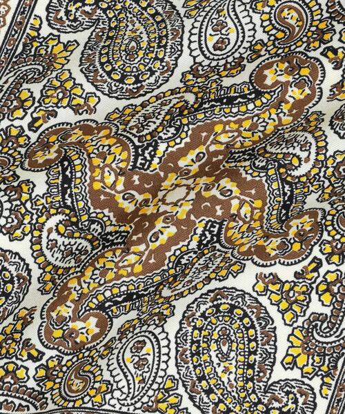 green label relaxing（グリーンレーベルリラクシング）の「ルイージ アンド サンズ Luigi & Sons SETA ペイズリー ポケットチーフ（ポケットチーフ・メンズ・クリーム/ブラック・FREE）」の4枚目の写真