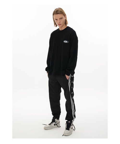 OY（オーワイ）の「３DラインロゴロングスリーブTシャツ（Tシャツ/カットソー・メンズ・ホワイト/ブラック・FREE）」の18枚目の写真