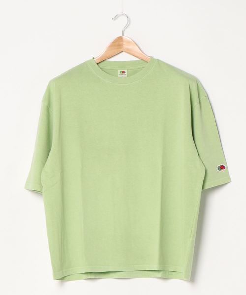 FRUIT OF THE LOOM(フルーツオブザルーム)の「BIG 製品染め 5分袖 Tシャツ / クロップド / ワイド / 半袖 / カットソー / シンプル / カジュアル / 無地 / ユニセックス(Tシャツ/カットソー・レディース・パープル/グリーン/ミント/イエロー/レッド・M/XL/S/L)」の3枚目の写真
