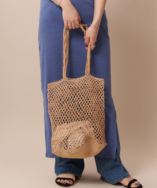 SHENERY（シーナリー）の「(MADE IN MADA/メイドインマダ) HOLY BAG（トートバッグ・レディース・ベージュ・FREE）」の6枚目の写真