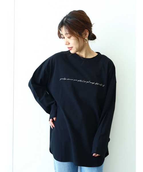 Green　Parks（グリーンパークス）の「シンプルロゴロンT＊（Tシャツ/カットソー・レディース・オフホワイト/ブラック/ベージュ/ブルー・FREE）」の2枚目の写真