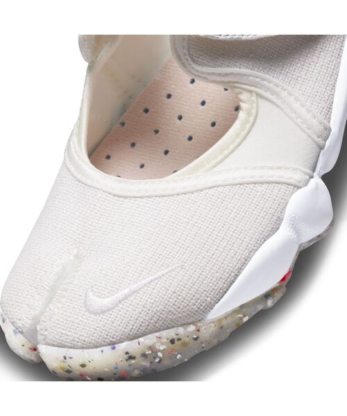 NIKE(ナイキ)の「ナイキ エア リフト ウィメンズシューズ / Nike Air Rift Women's Shoes(サンダル・レディース・アイボリー/グレー・23/24/25/26/27/29/22/28)」の16枚目の写真