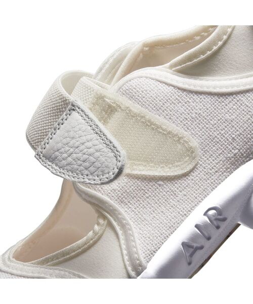 NIKE(ナイキ)の「ナイキ エア リフト ウィメンズシューズ / Nike Air Rift Women's Shoes(サンダル・レディース・アイボリー/グレー・23/24/25/26/27/29/22/28)」の14枚目の写真