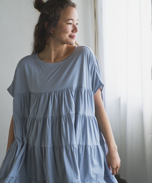 PUAL CE CIN（ピュアルセシン）の「ティアードショートスリーブチュニック（チュニック・レディース・ホワイト/ブラック/ベージュ/ピンク/ブルー・FREE）」の5枚目の写真