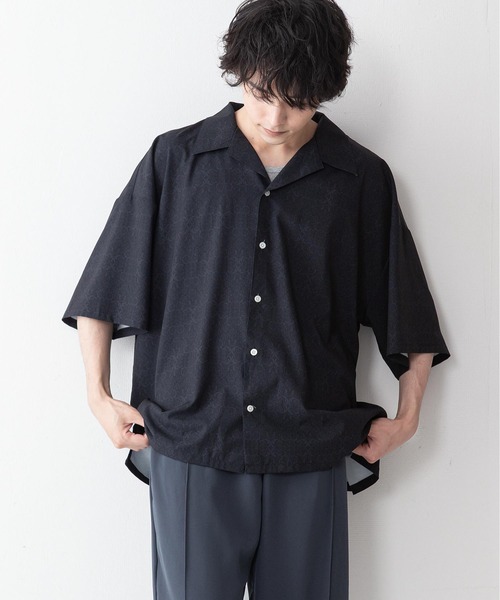 UNIIT(ユニット)の「【UNIIT】ドレープオープンカラー(開襟)シャツ ドルマンスリーブ(シャツ/ブラウス・メンズ・ミント/ブルー/サックスブルー/ワイン/ブラック/その他/ベージュ/ブラック系その他/グレー/ホワイト・MEDIUM/LARGE)」の4枚目の写真