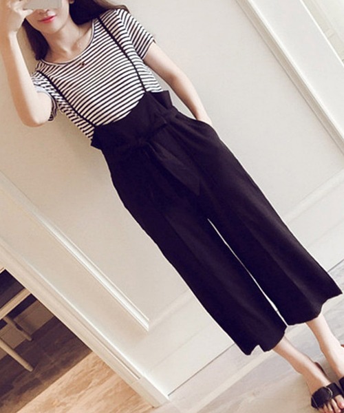 Primazel（プリマゼル）の「ボーダーTシャツ＋サロペットパンツセットアップ（サロペット/オーバーオール・レディース・ブラック/ブラウン・M）」の2枚目の写真