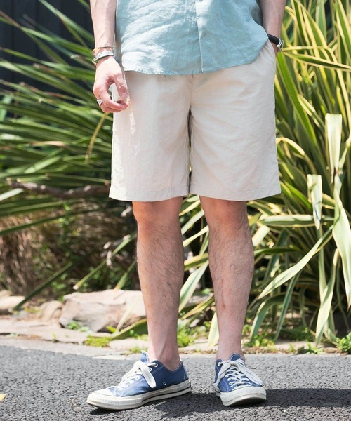 ITEMS URBANRESEARCH（アイテムズ アーバンリサーチ）の「ナイロンイージーショートパンツ（その他パンツ・メンズ・カーキ/ベージュ/ブラック・MEDIUM/LARGE）」の3枚目の写真