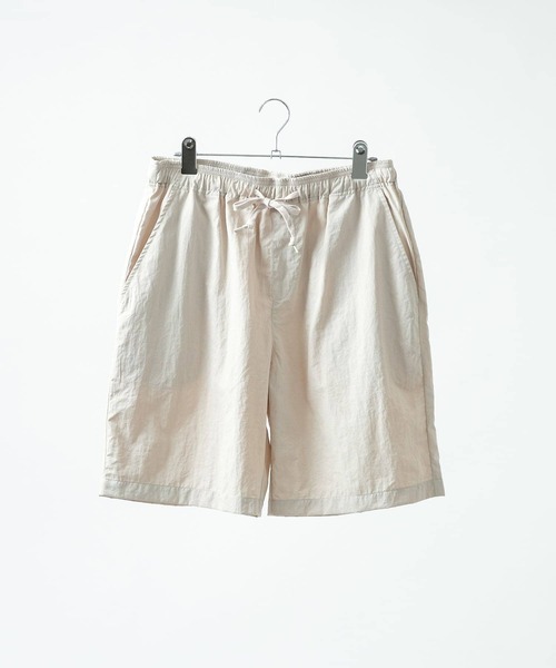 ITEMS URBANRESEARCH（アイテムズ アーバンリサーチ）の「ナイロンイージーショートパンツ（その他パンツ・メンズ・カーキ/ベージュ/ブラック・MEDIUM/LARGE）」の8枚目の写真