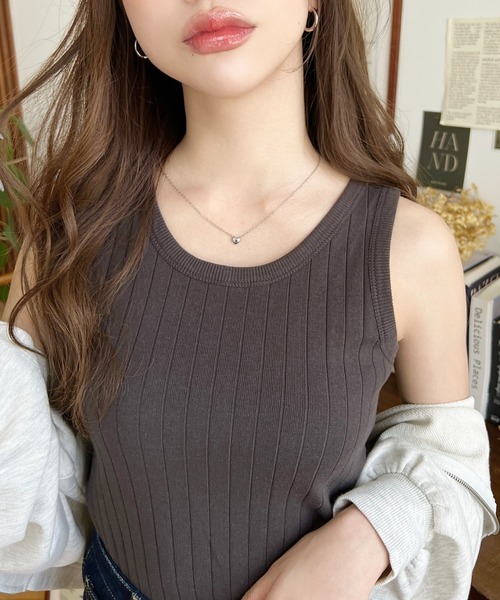 moment+(モーメントプラス)の「【累計販売枚数1万枚突破!】綿100%ワイドリブ.クルーネックタンクトップ(タンクトップ・レディース・ブラック/ベージュ/オフホワイト/ライトグリーン/モカ/杢グレー/クリアグリーン/オレンジ/カーキ/チャコールグレー/ナチュラル/ブラウン・M/L)」の18枚目の写真